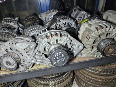 Hyundai i20 çıkma şarj dinamosu