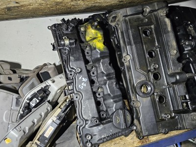 Hyundai i30 motor üst kapağı